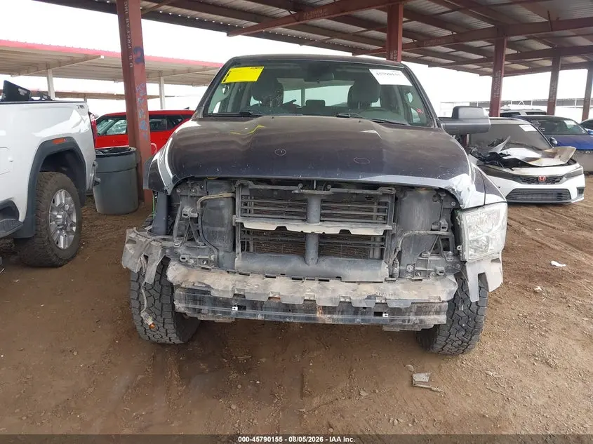 2018 RAM 1500 EXPRESS  4X4 6'4 BOX