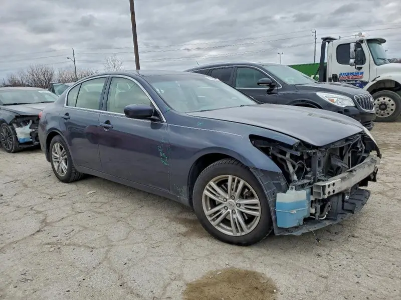 2013 INFINITI G37   
