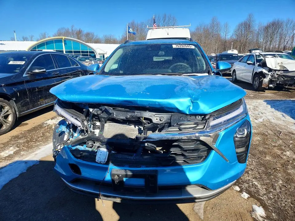 2025 CHEVROLET TRAX 1LT  