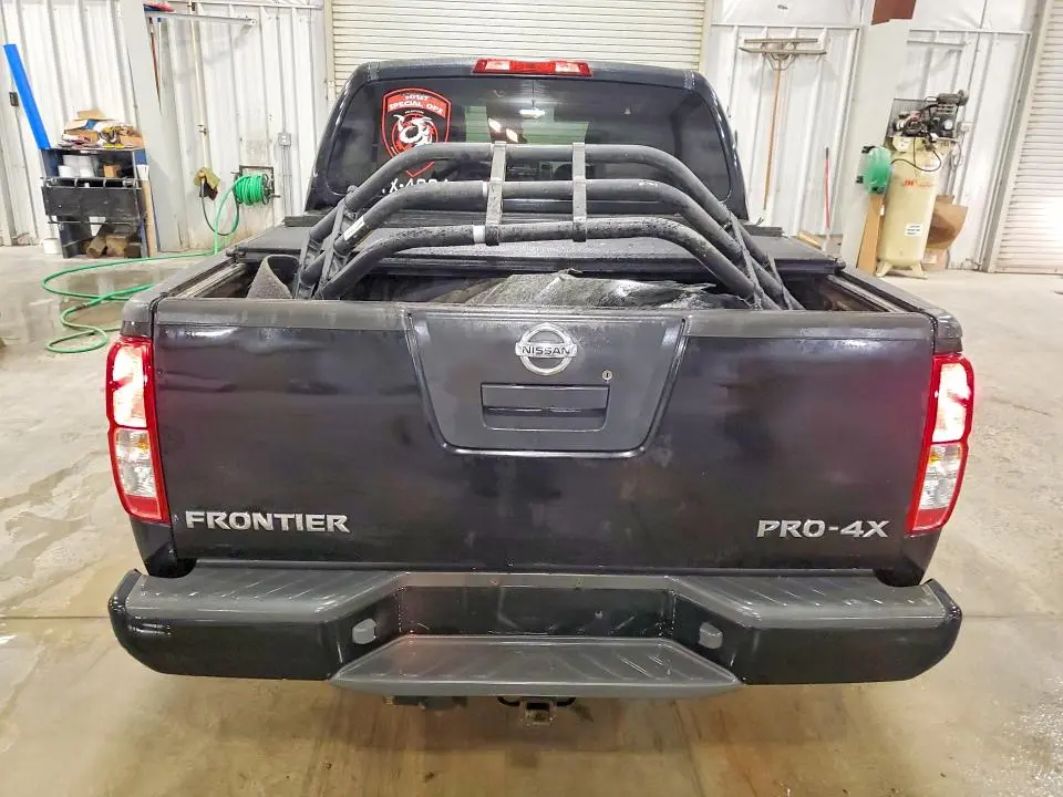 2012 NISSAN FRONTIER S  