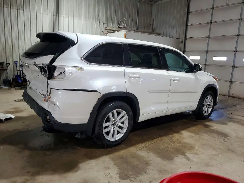 2016 TOYOTA HIGHLANDER LE  