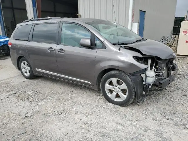2011 TOYOTA SIENNA LE  