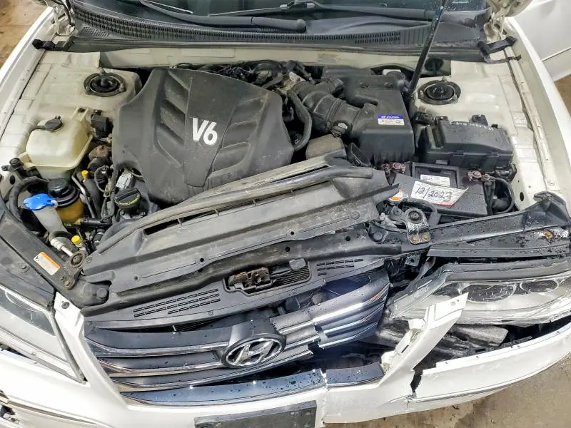 2011 HYUNDAI AZERA LIMITED  