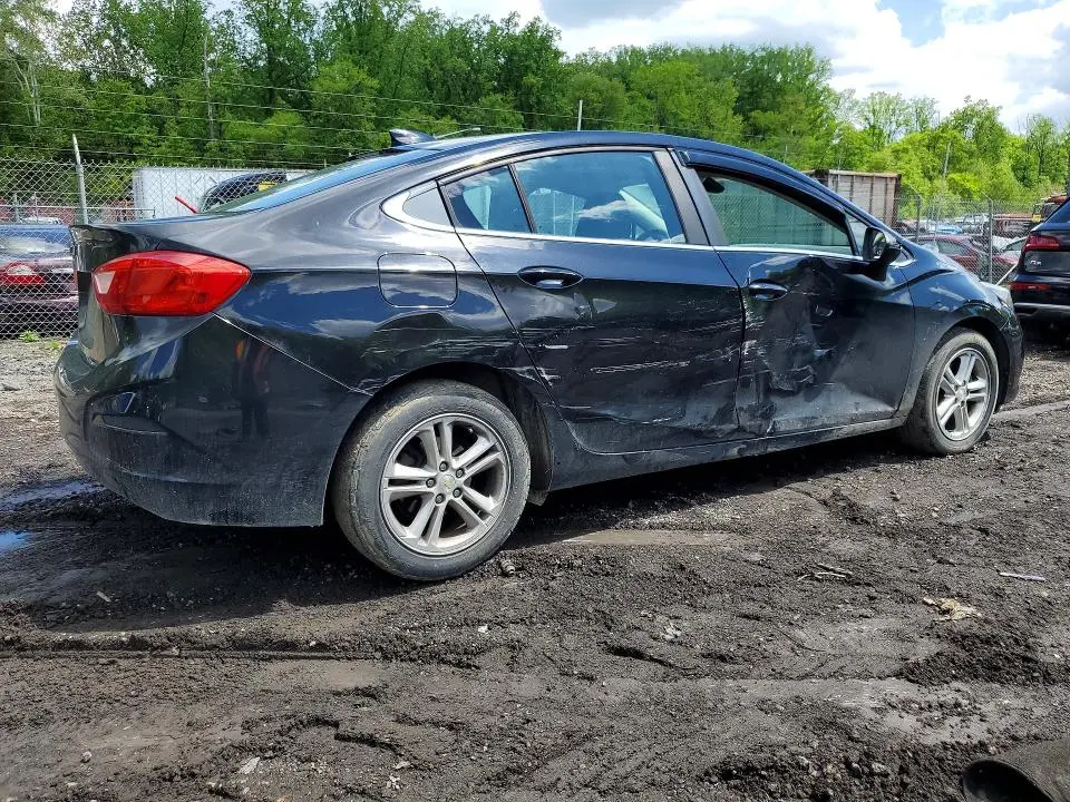 2017 CHEVROLET CRUZE LT  
