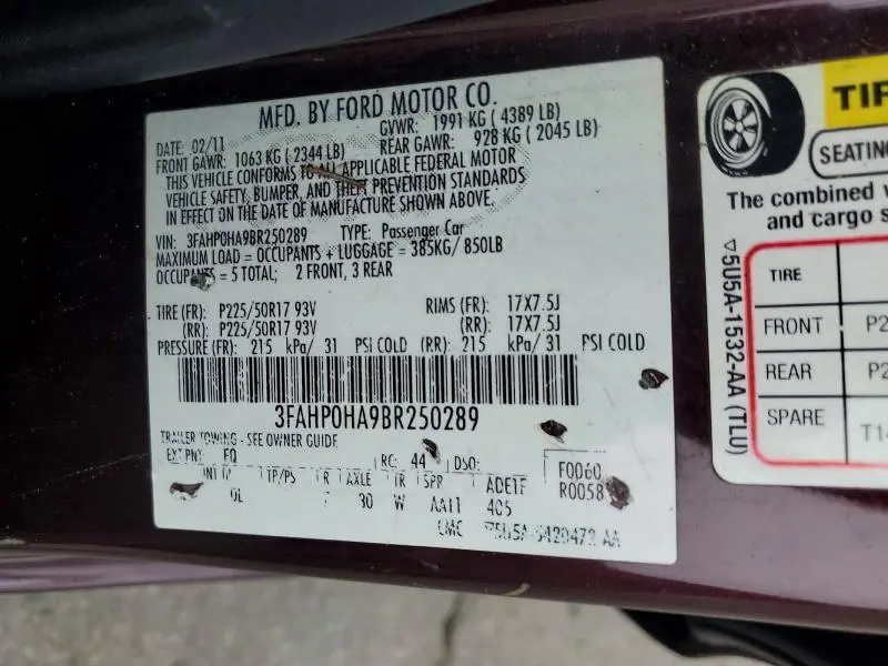 2011 FORD FUSION SE  