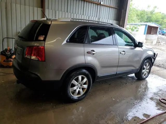 2013 KIA SORENTO LX  