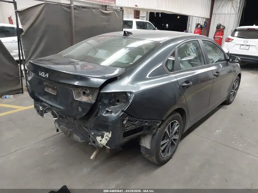 2023 KIA FORTE LXS