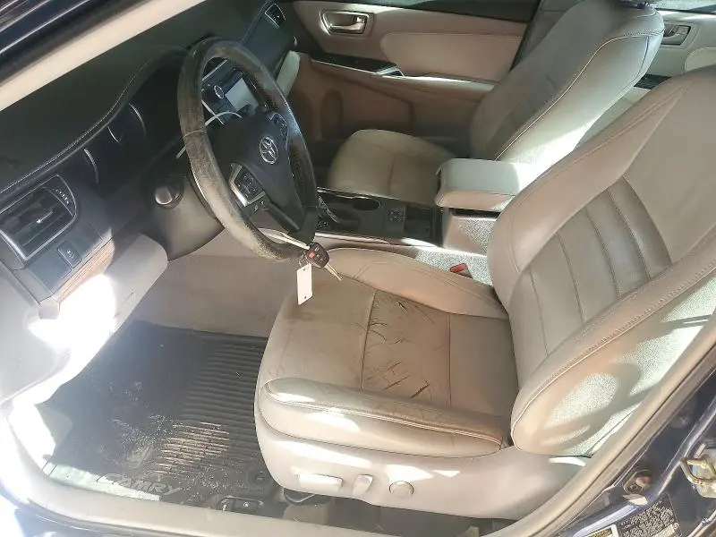 2015 TOYOTA CAMRY XLE  