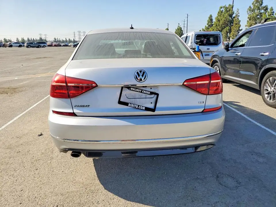 2016 VOLKSWAGEN PASSAT S  