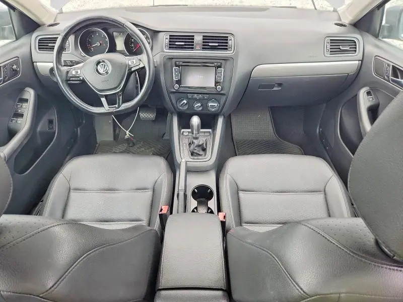 2015 VOLKSWAGEN JETTA SE  
