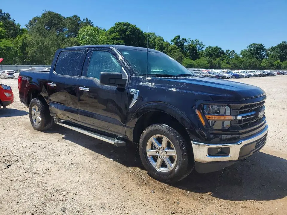 2025 FORD F150 XLT  
