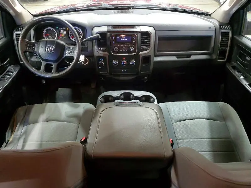 2013 RAM 1500 ST  