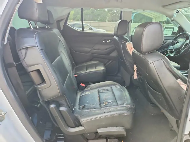 2020 CHEVROLET TRAVERSE LT  