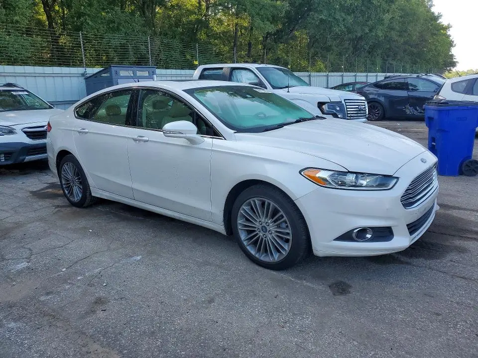 2015 FORD FUSION SE  
