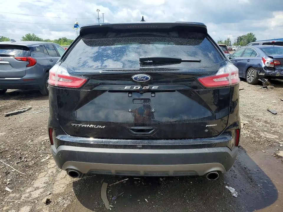 2022 FORD EDGE TITANIUM  