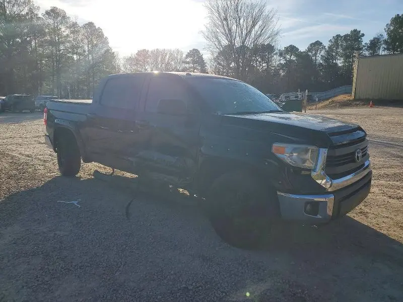 2015 TOYOTA TUNDRA SR5  