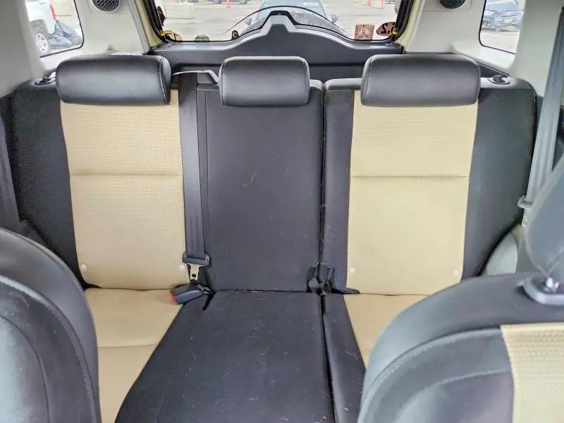 2010 TOYOTA FJ CRUISER BASE  