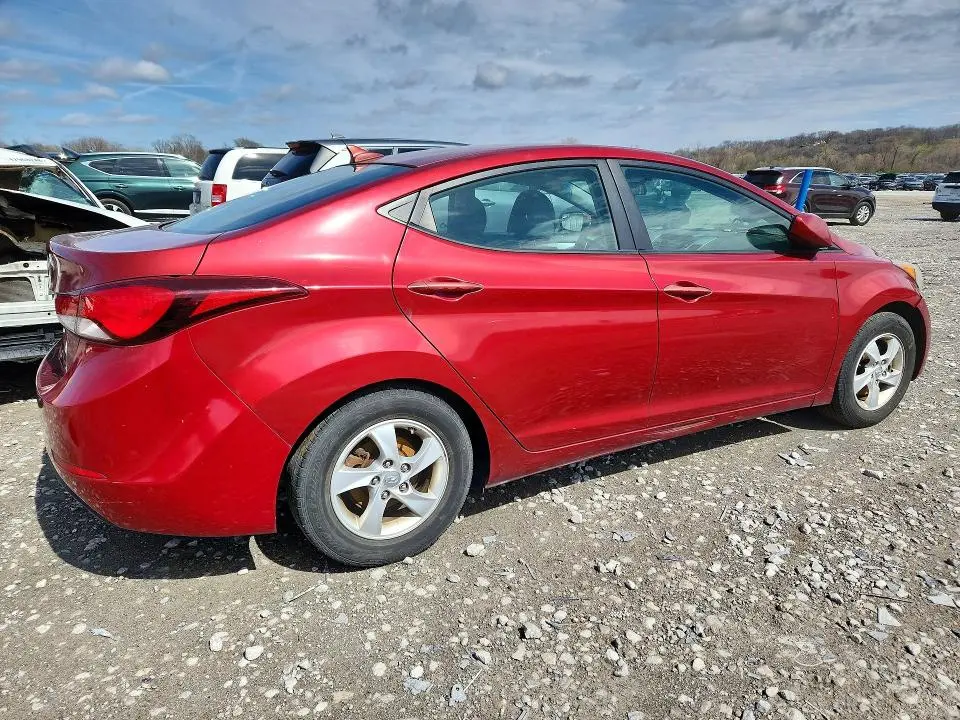 2014 HYUNDAI ELANTRA SE  