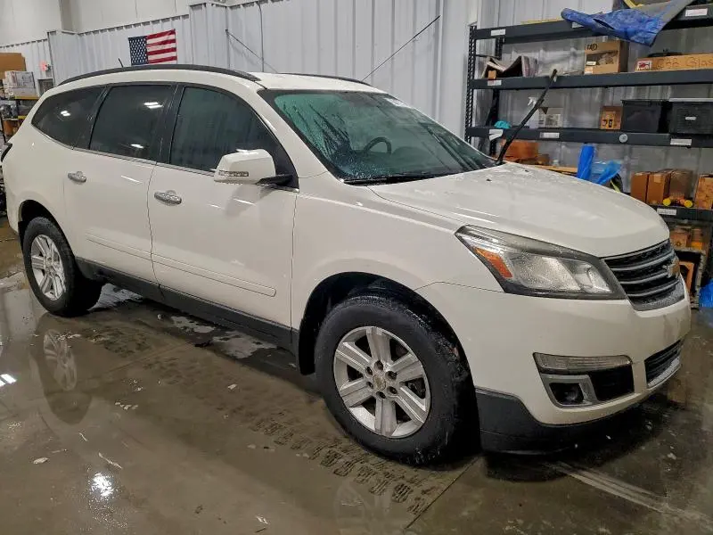 2014 CHEVROLET TRAVERSE LT  
