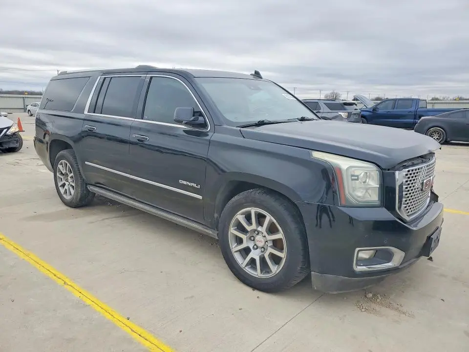 2015 GMC YUKON XL DENALI  