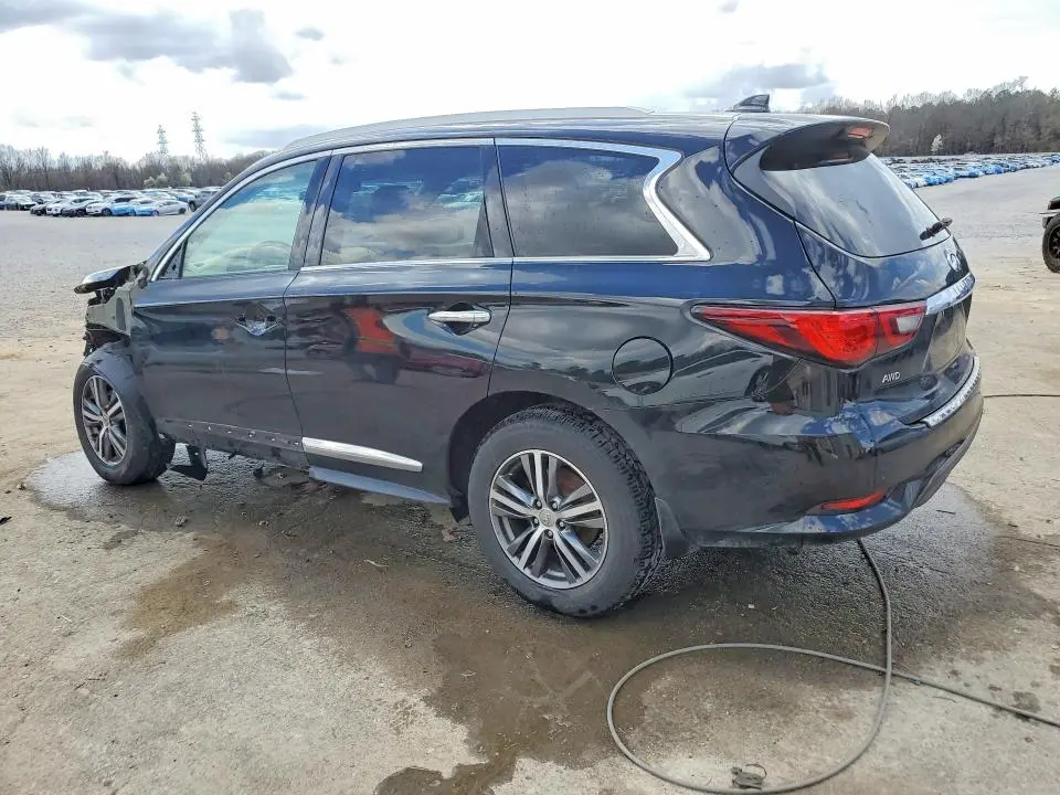 2020 INFINITI QX60 LUXE  