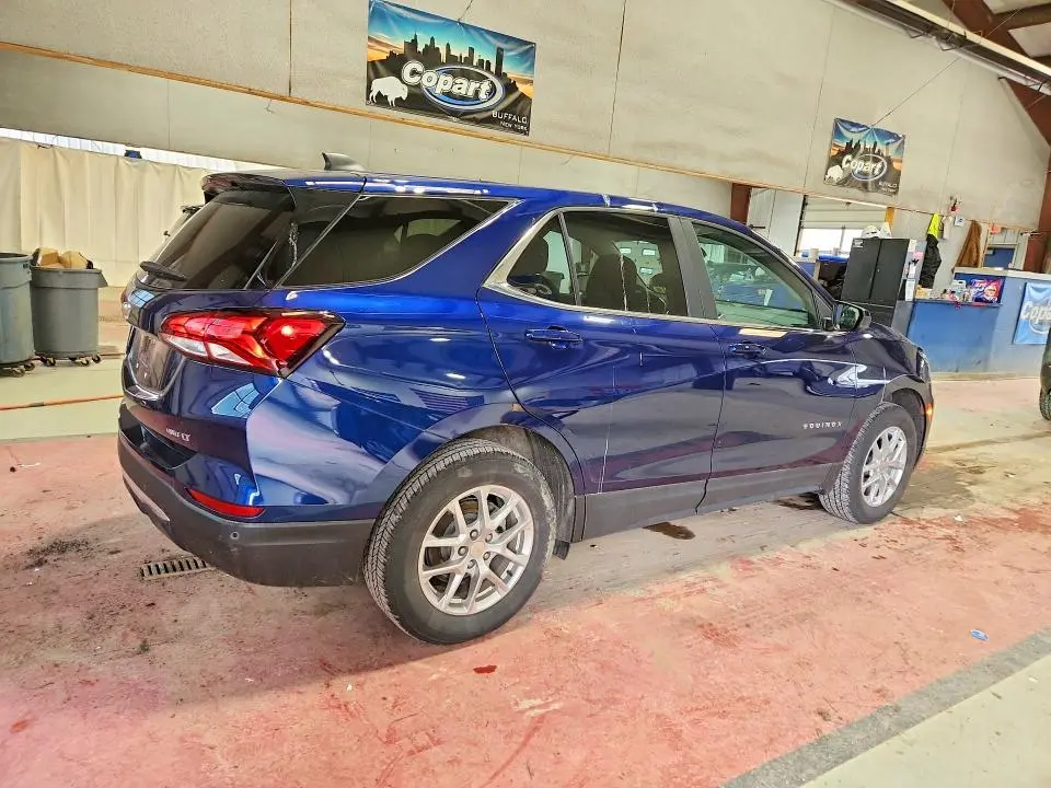 2022 CHEVROLET EQUINOX LT  