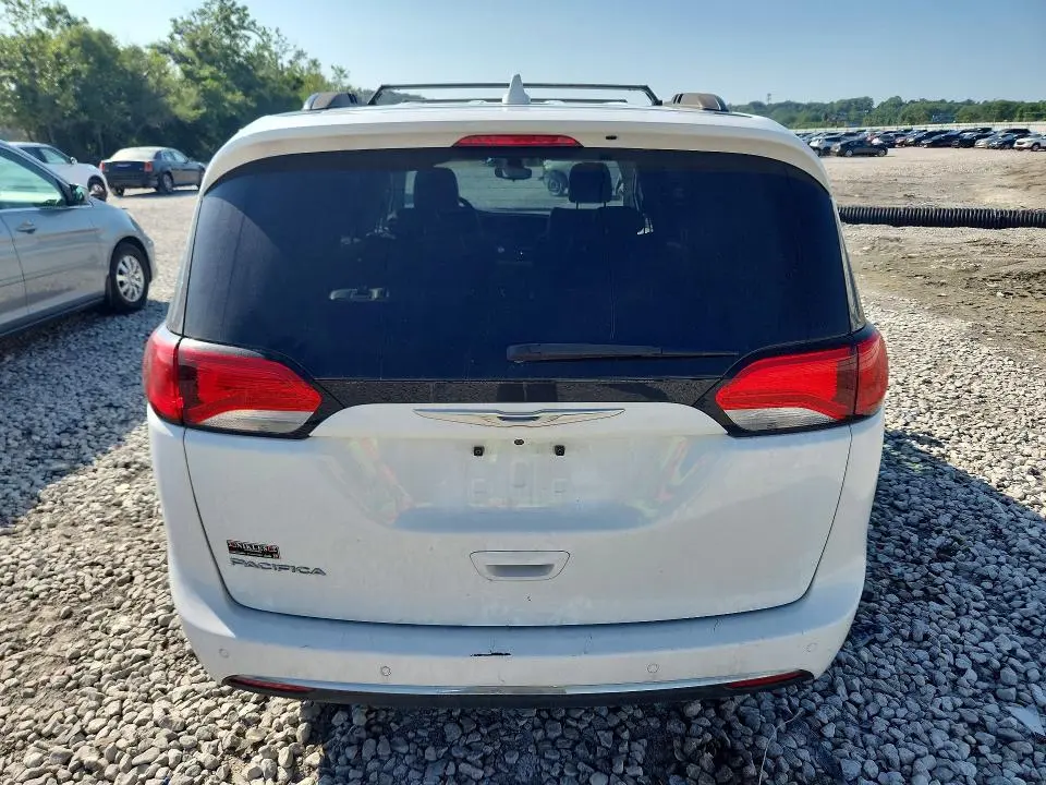 2017 CHRYSLER PACIFICA TOURING L  