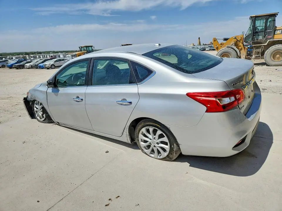2019 NISSAN SENTRA SV  