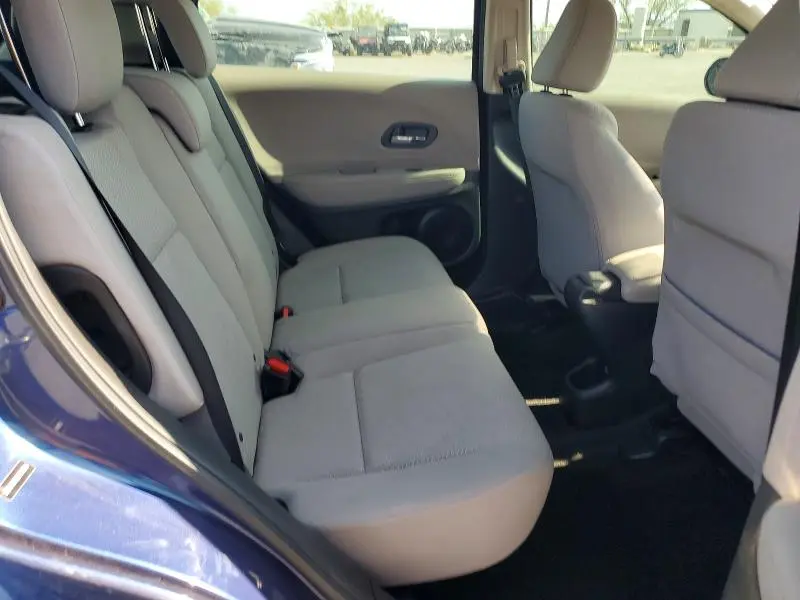 2016 HONDA HR-V LX  
