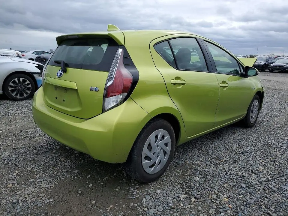 2016 TOYOTA PRIUS C TWO  