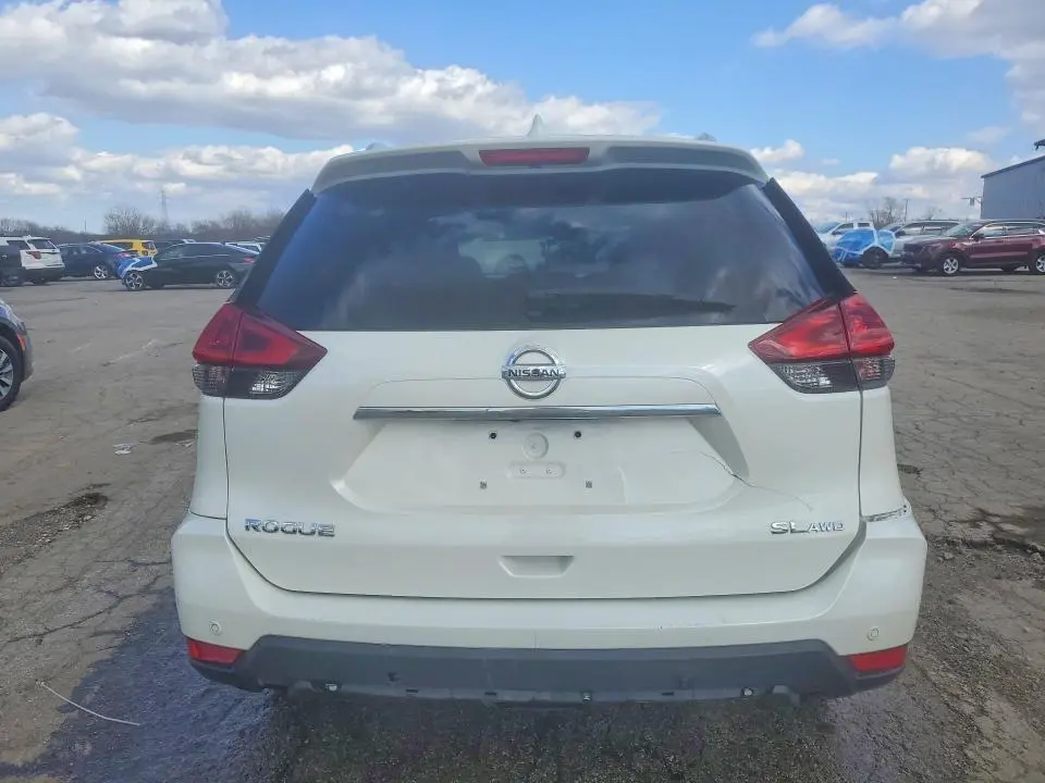 2019 NISSAN ROGUE SL  
