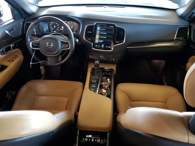 2017 VOLVO XC90 T6  