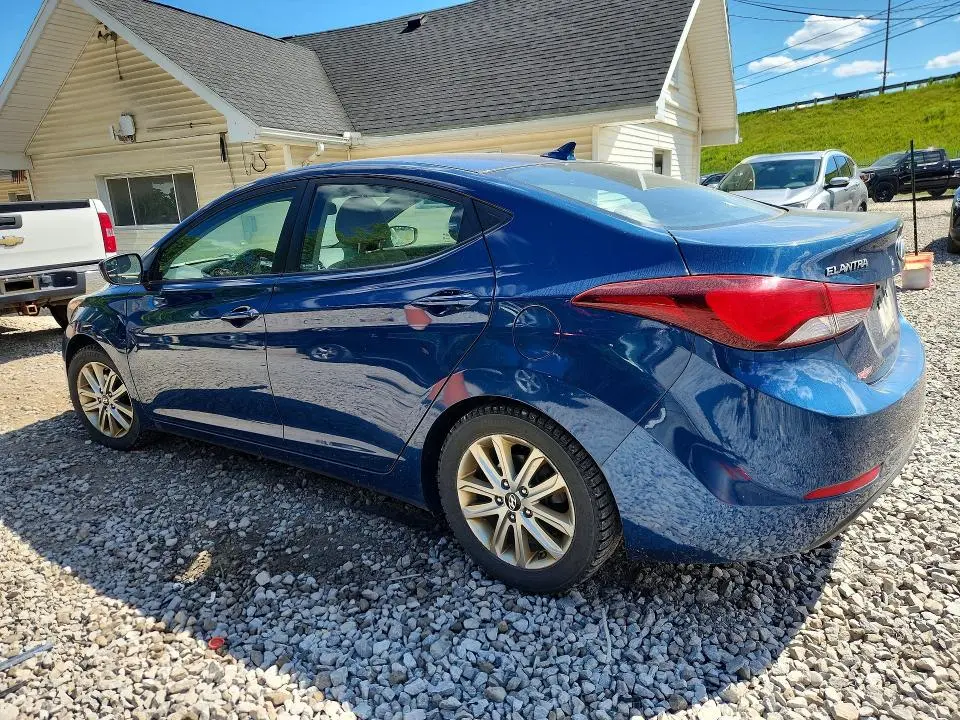 2014 HYUNDAI ELANTRA SE  