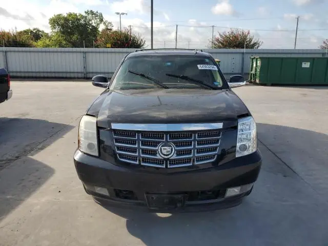 2010 CADILLAC ESCALADE ESV PREMIUM  