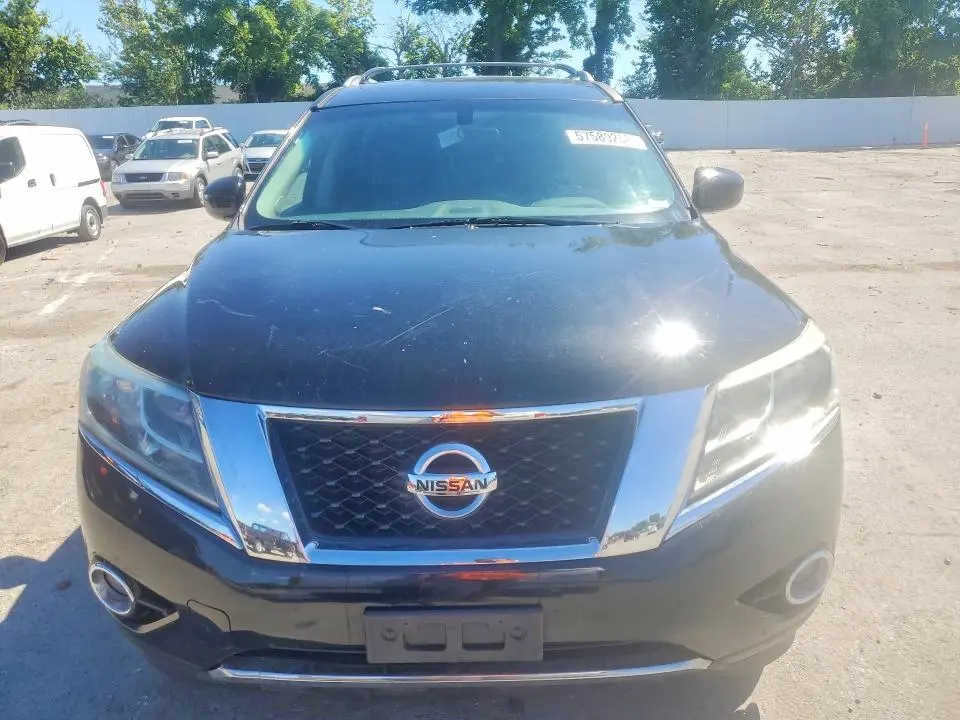 2013 NISSAN PATHFINDER S  