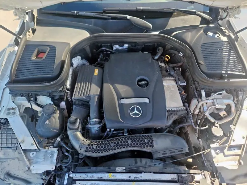 2019 MERCEDES-BENZ GLC 300  