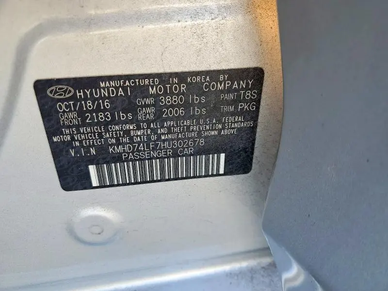 2017 HYUNDAI ELANTRA SE  