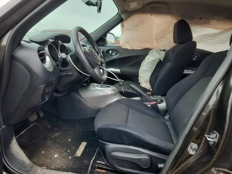 2011 NISSAN JUKE S  