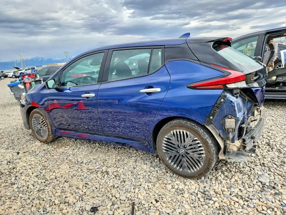2025 NISSAN LEAF SV PLUS  