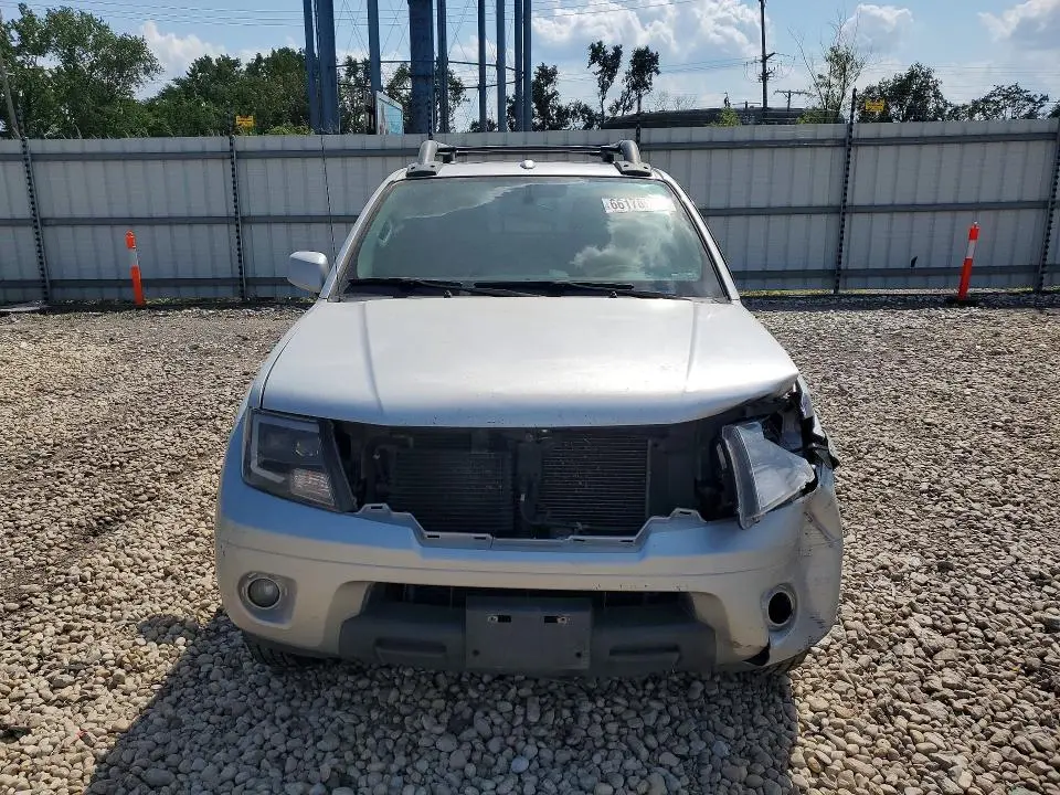 2016 NISSAN FRONTIER PRO-4X  