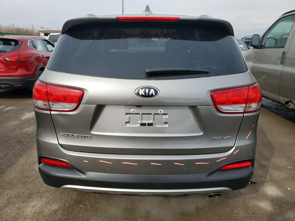 2018 KIA SORENTO EX V6  
