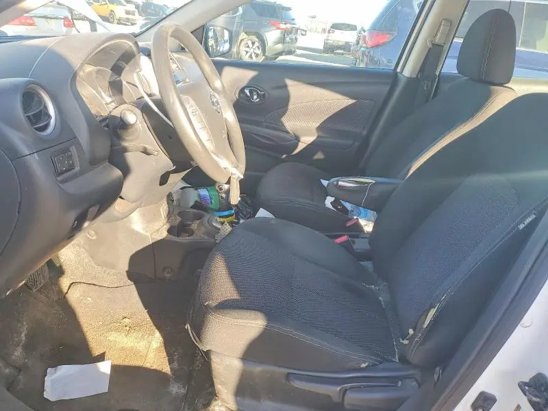 2019 NISSAN VERSA SV  
