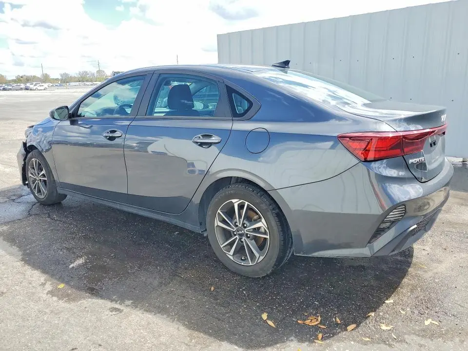 2024 KIA FORTE LXS  