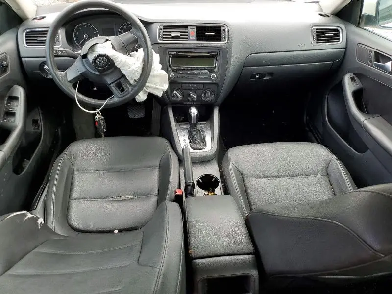 2012 VOLKSWAGEN JETTA   
