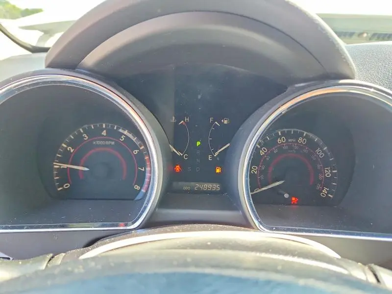 2010 TOYOTA HIGHLANDER LIMITED  