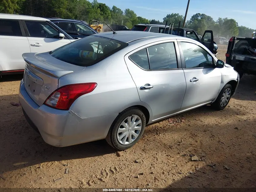 2019 NISSAN VERSA 1.6 SV