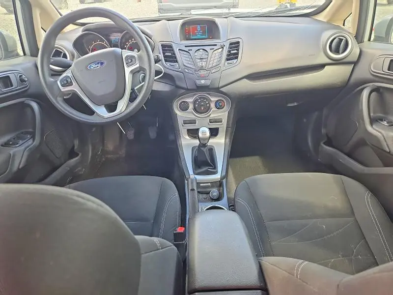 2017 FORD FIESTA SE  