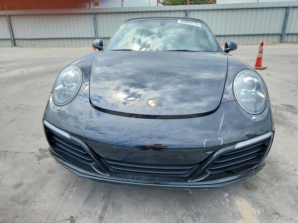 2017 PORSCHE 911 CARRERA  