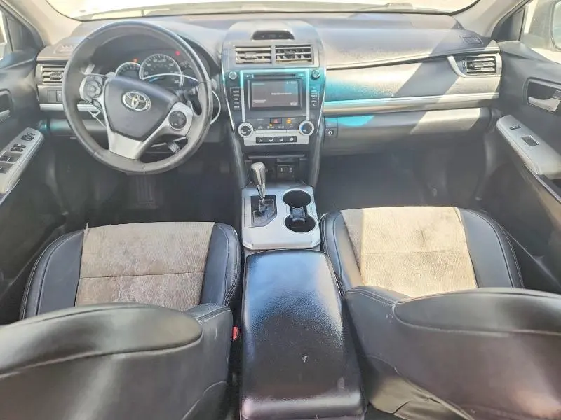 2014 TOYOTA CAMRY SE  