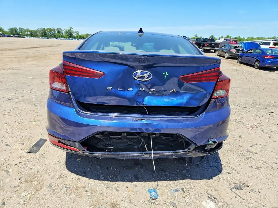 2020 HYUNDAI ELANTRA SEL  